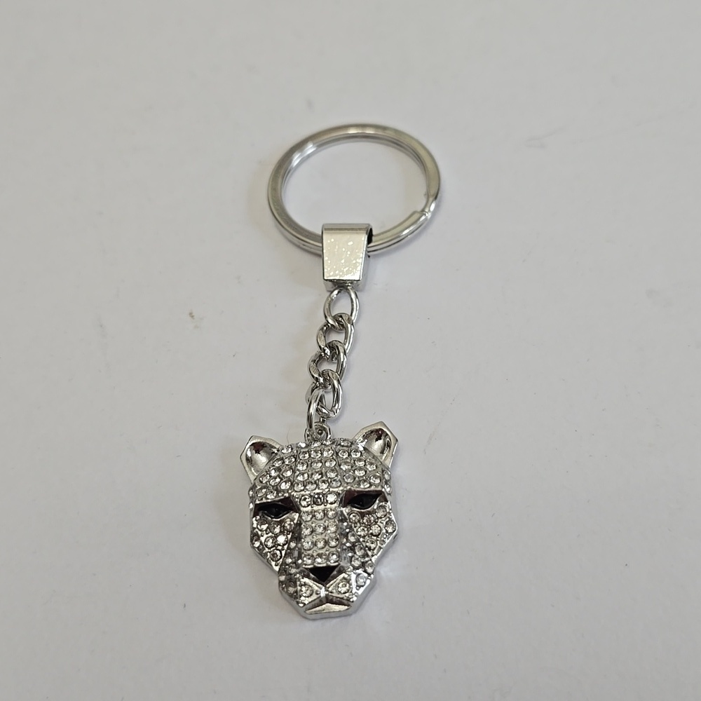 Effy Panther Head Crystal Rhinestones Keychain Silver Tone